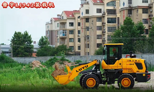 工地内卷靠设备！鲁宇重工LJ942 凭什么成为干活 “卷王”？